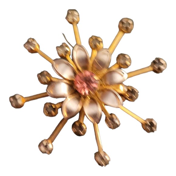 Vintage Flower w/Pink Rhinestone Center Starburst Gold and Silver Toned Brooch - Picture 1 of 3